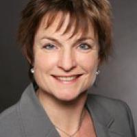 Claudia Lüth